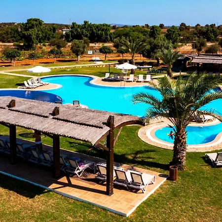 Exclusive Apartments In Thalassa Beach Resort Vokolidha Exterior photo